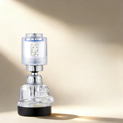 Filtre à eau de robinet avec 3 cartouches - Conception rotative à 360 °, 3 modes de jet réglables, réduit le chlore, le fluore, les métaux lourds et les sédiments pour l'évier de cuisine et de salle de bain