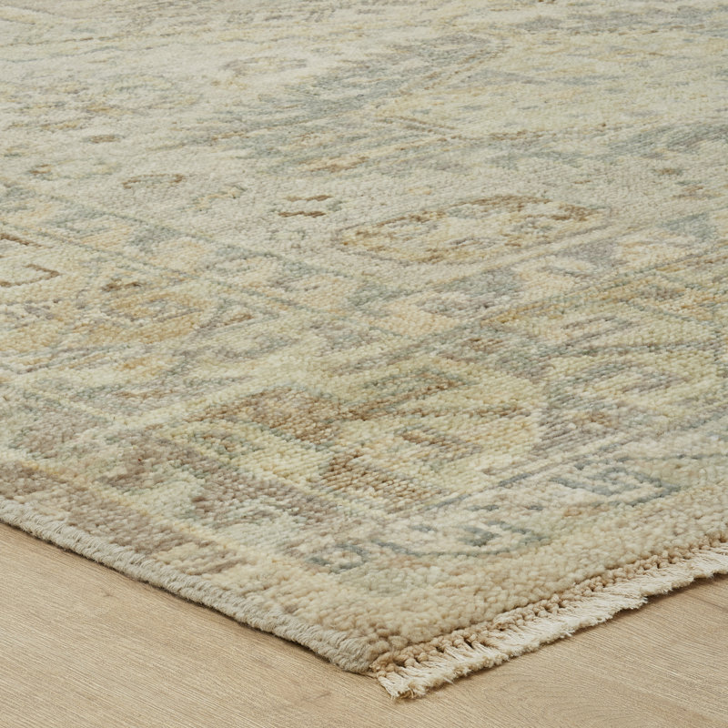 Amaris Sandstone Elegance Hand-Knotted Wool Area Rug, Rectangle 6' x 9'