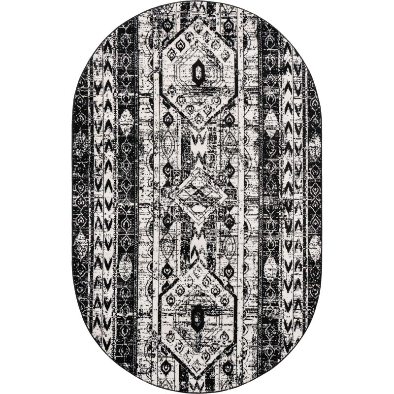 Ibaad Geometric Indoor Rug, Oval 5'3" x 8'