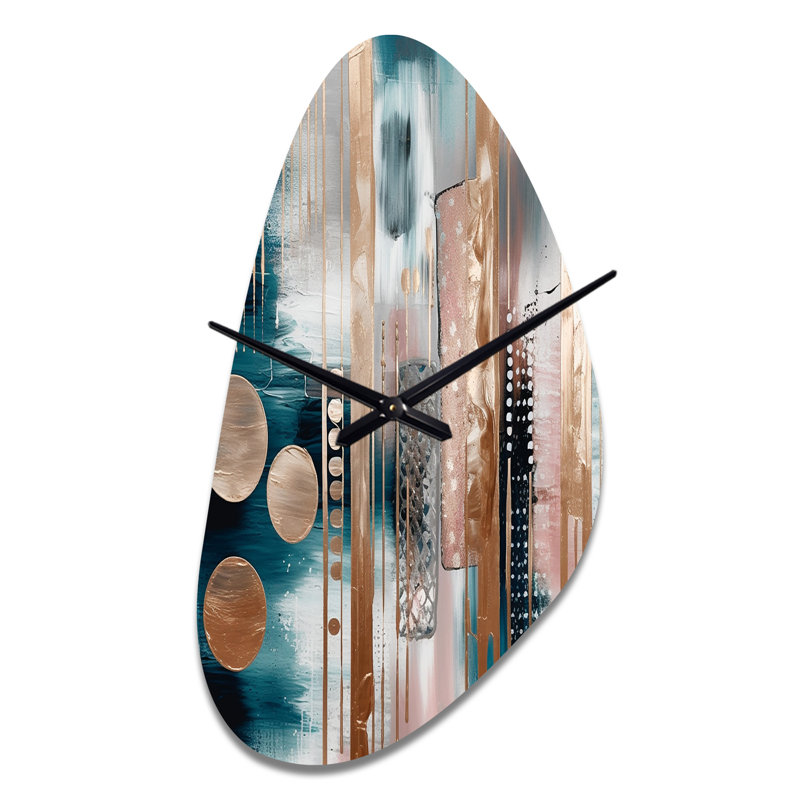 Horloge murale en métal à formes douces, formes et lignes Marble IV - forme irrégulière en marbre, horloge murale asymétrique rose