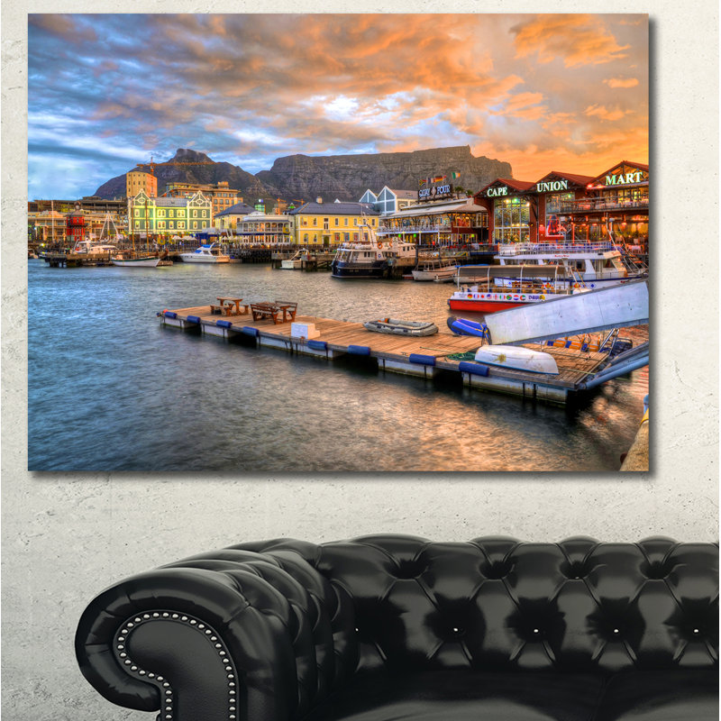 Cape Town Waterfront at Sunset - reproduction de photo sur toile tendue, H 30 po x l 40 po x P 1 po