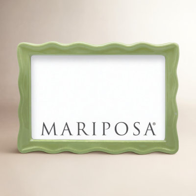 Wavy Picture Frame