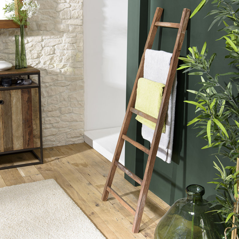 Deb Wood 4 Towel Ladder
