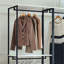Armoire en métal blanc