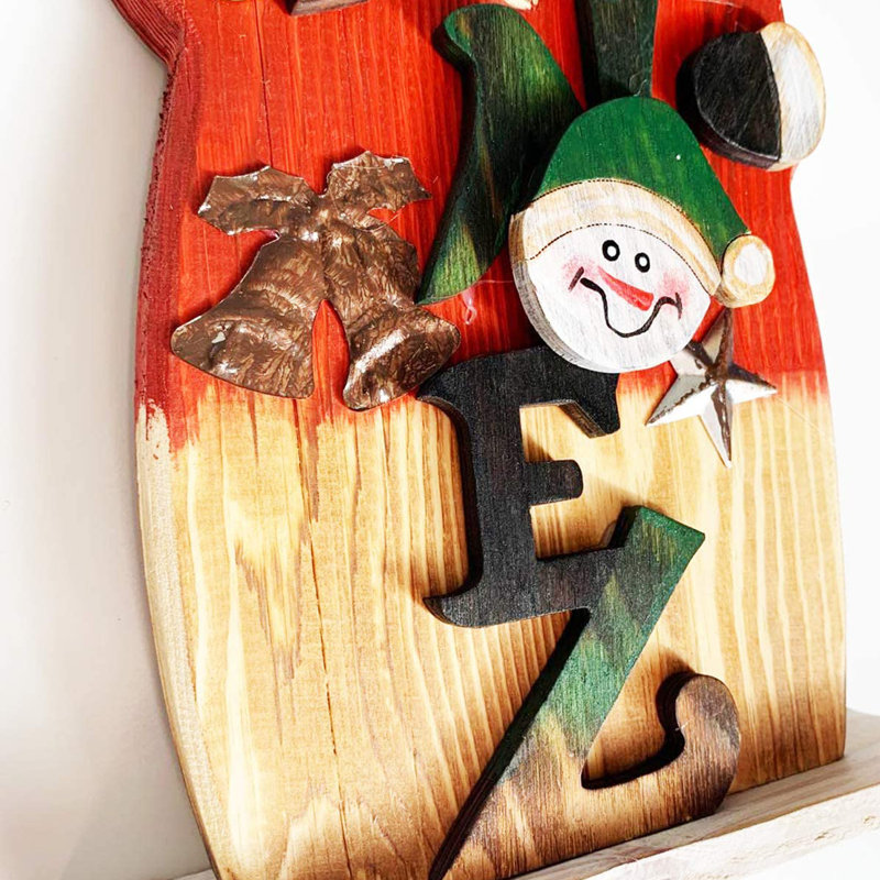 Figurine de père Noël debout