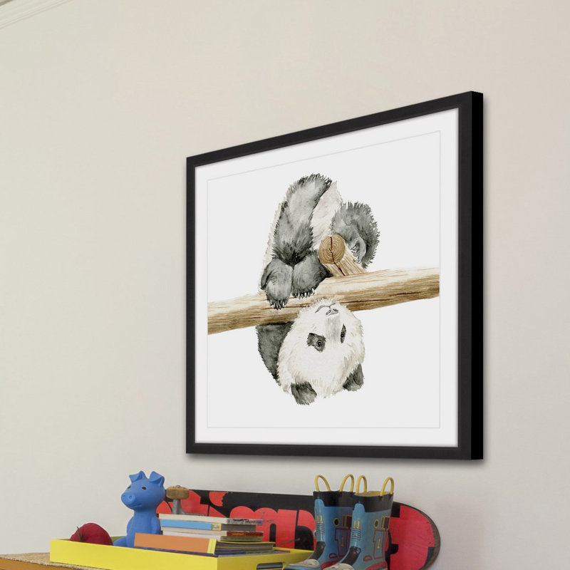 «Baby Panda II», reproduction encadrée, H 32 po x l 32 po x P 1,5 po