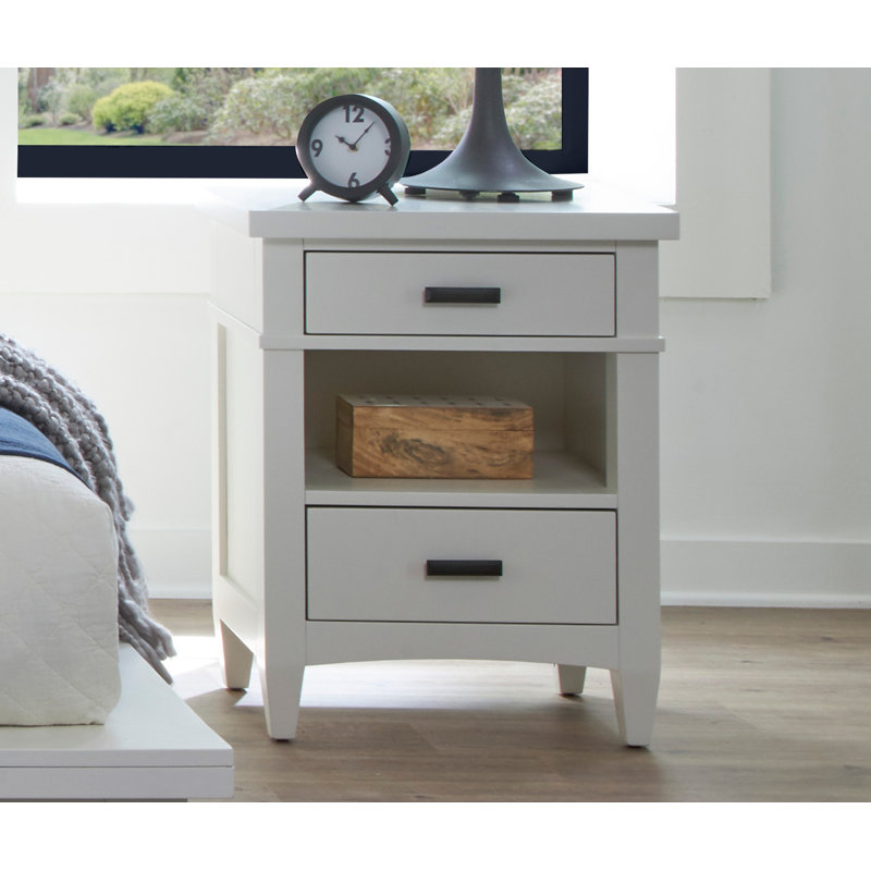 Bankhead Shelter Bed With 2 Nightstands And Dresser With Mirror, King, 5 Pcs: Bed, 2 Nightstands, Dresser, Mirror