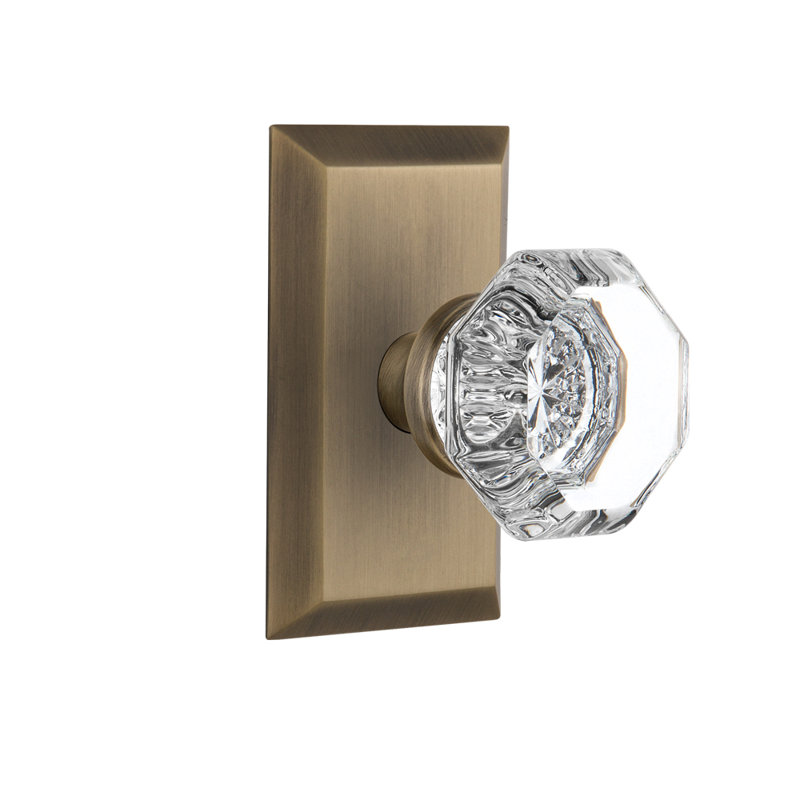 Studio Plate with Waldorf Door Knob, Antique Brass, 2-3/8”