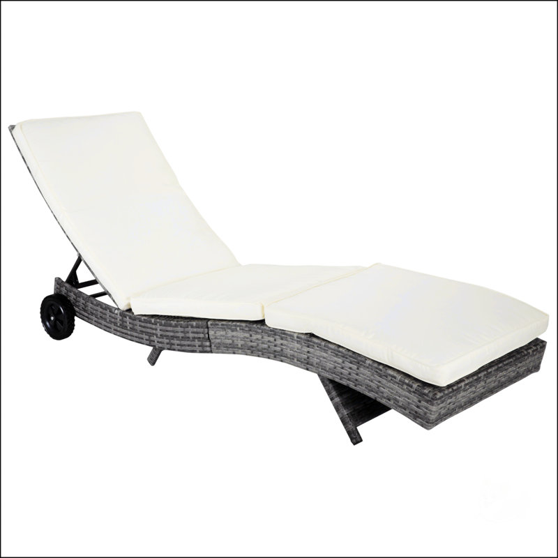 Chaise longue en osier