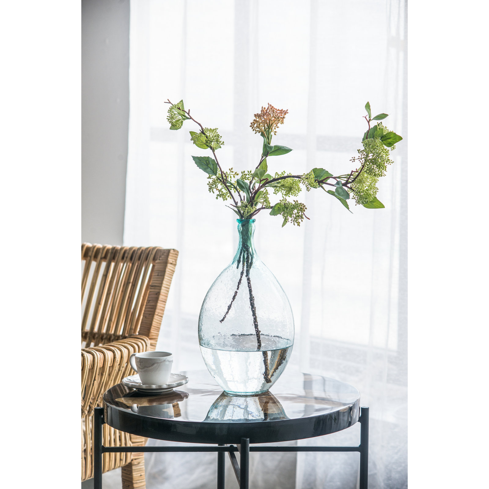 Alaiha 13.5'' Glass Table Vase