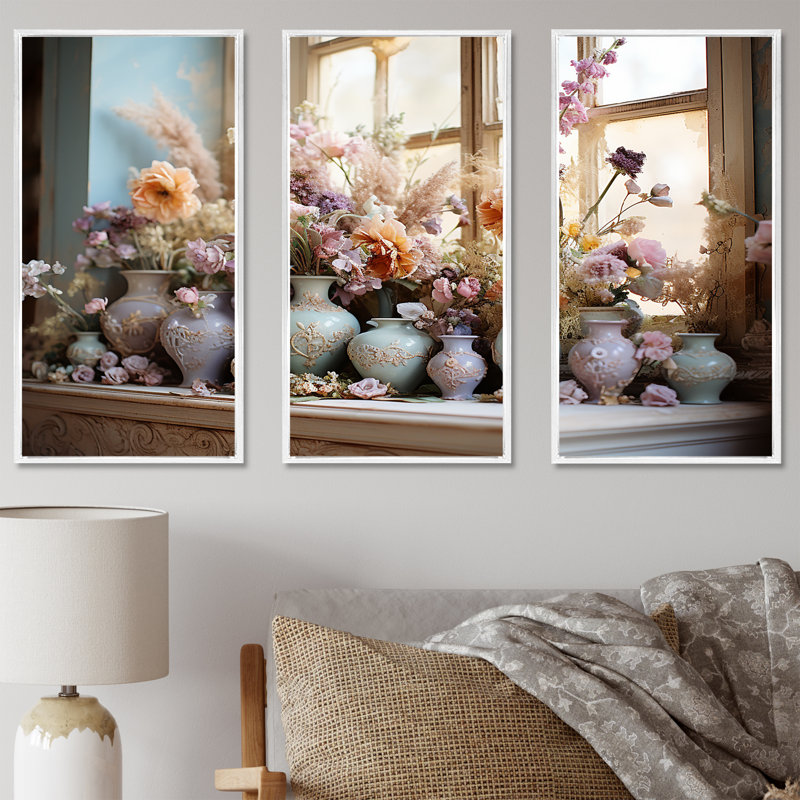 Décoration florale mauve rococo, H 28 po x l 36 po, Cadre flottant blanc