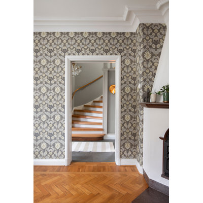 Myrtle Mauve Floral Ogee Wallpaper