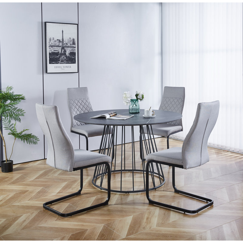 Mose 4 - Person Dining Set