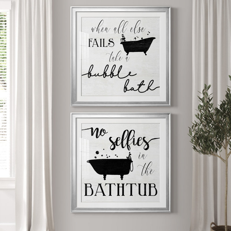 «Take A Bubble Bath», ensemble de 2 reproductions d'impressions, H 30,5 po x l 61 po x P 1,5 po, Papier avec cadre argenté