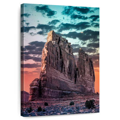 Alvord Arches National Park Rock