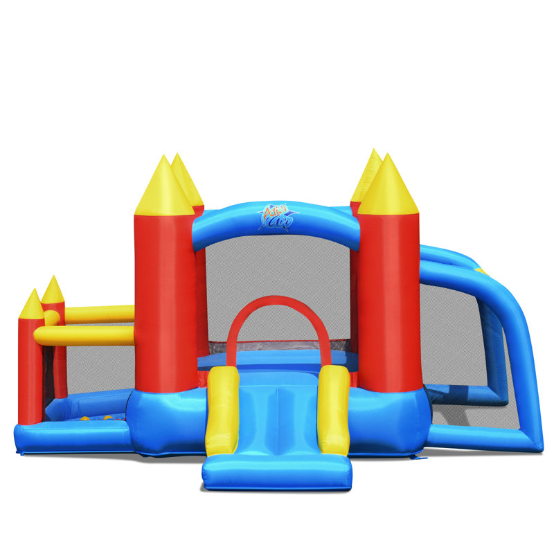 Jeu gonflable avec glissoire 110 'x 142'
