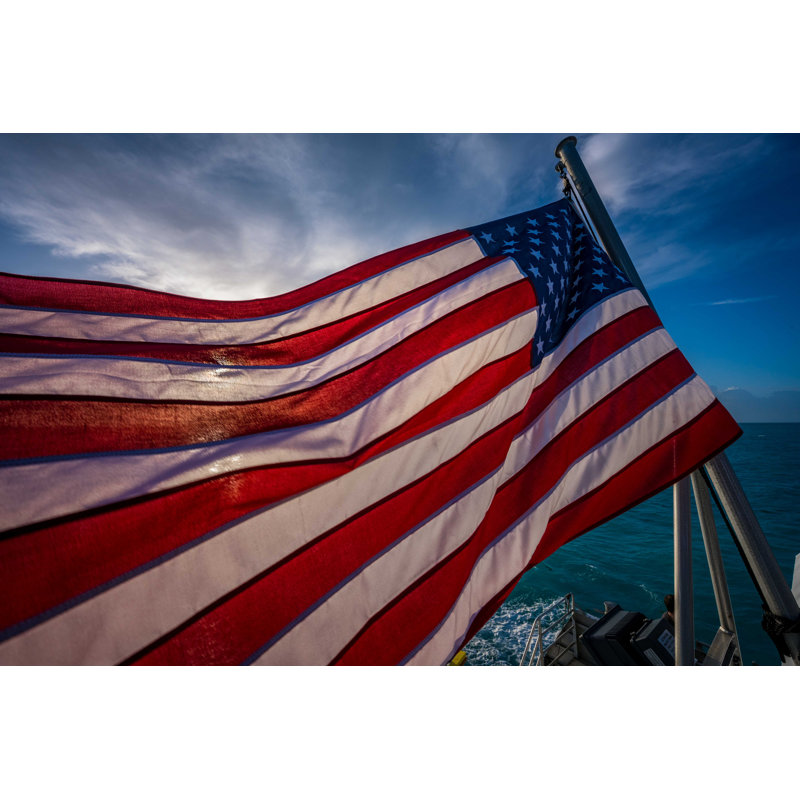 Drapeau américain par Kellyvandellen - photographie sur toile tendue, L 48 po x H 32 po
