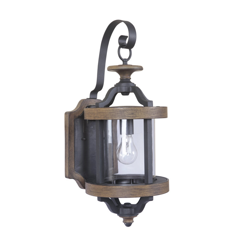 Lanterne murale d'extérieur 1 lumière Eastbourne, H 22,45 po x l 9,1 po x P 11,2 po