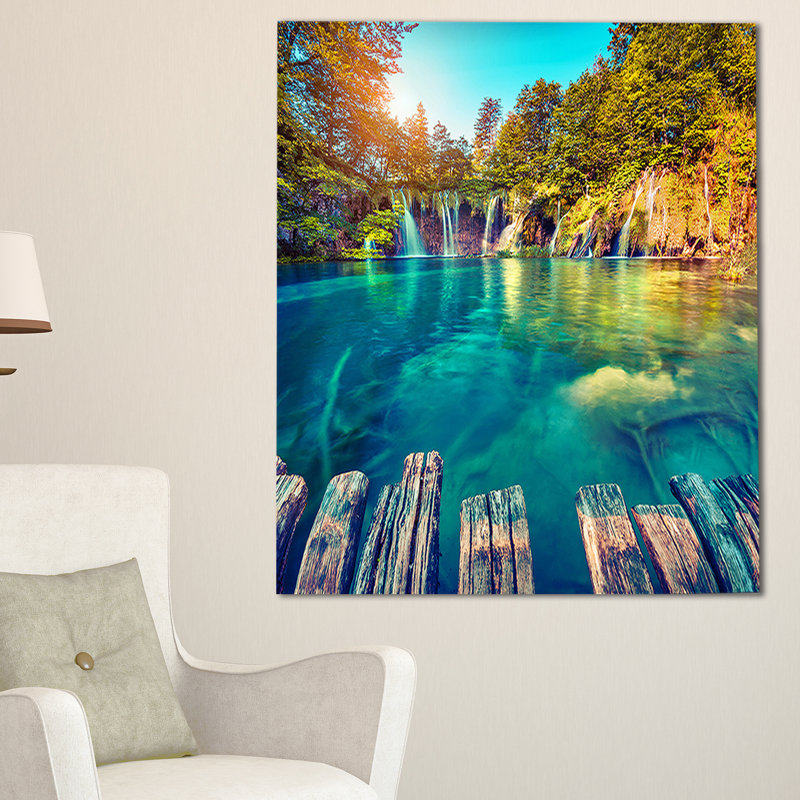 Impression photographique sur toile tendue Les eaux bleues des lacs de Plitvice, H 40 po x l 30 po x P 1 po