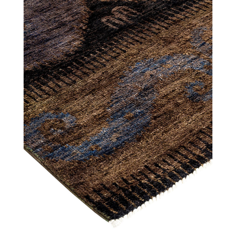 Tapis unique brun de 6 pi 1 po x 11 pi 9 po Yazid