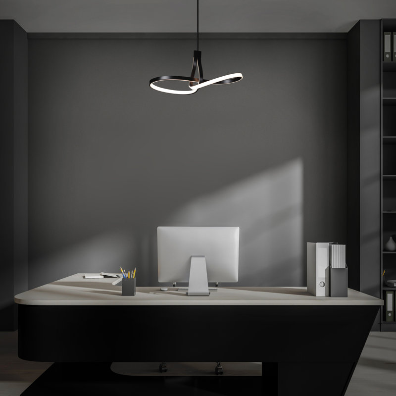 Mobius LED Linear Pendant, Black