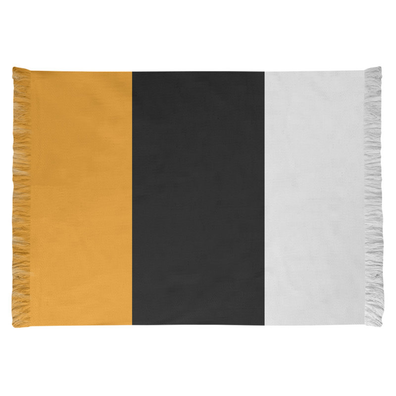 Tapis rayé 4,6 pi x 5,5 po zone jaune/noir