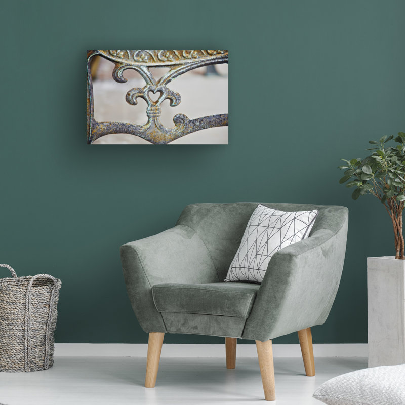 «Rusted Heart» par Susan Vizvary, impression sur toile tendue, H 12 po x l 19 po