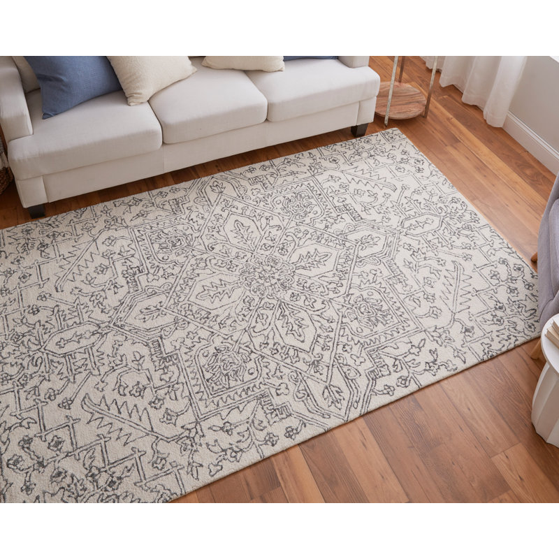 Armando Wool Oriental Indoor Rug, Rectangle 5' x 8'