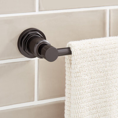 18" Greyfield Towel Bar