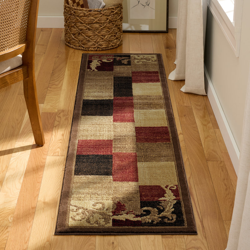 Tapis brun / rouge Esqueda, Tapis de couloir 1 pi 9 po x 6 pi 9 po