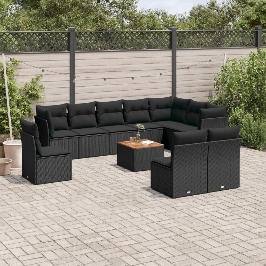 Gartensofa mit Kissen