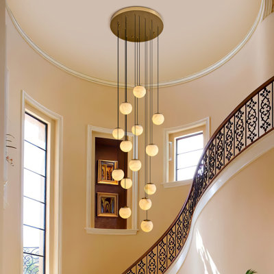 Lustre d'escalier 14 lumières en albâtre