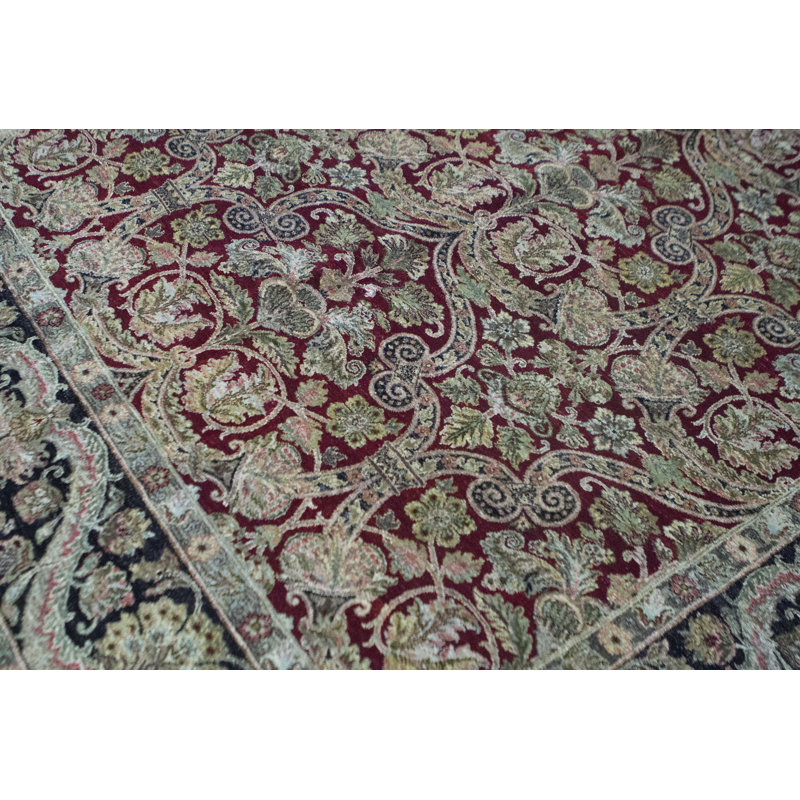 Agra Wool Oriental Area Rug, Rectangle 8' x 9'9"