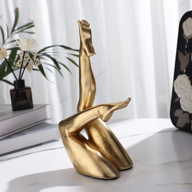 Sculpture Golden Golden Leg