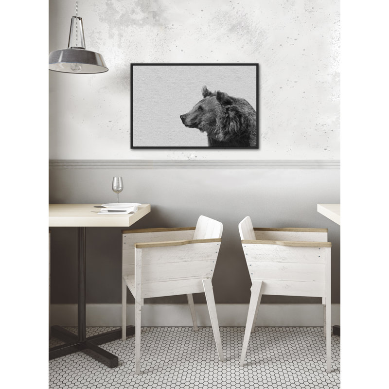 «Side Furry Bear II - Floater Frame», reproduction de photo sur toile, H 12 po x l 18 po x P 1,5 po