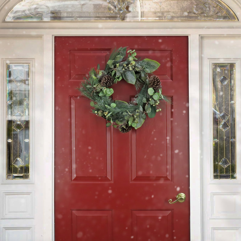 24" Pine Berry Cone Plastic Wreath