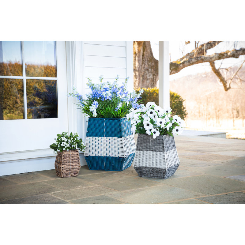 Multicolor Resin Wicker Indoor/Outdoor Planter Set of 3