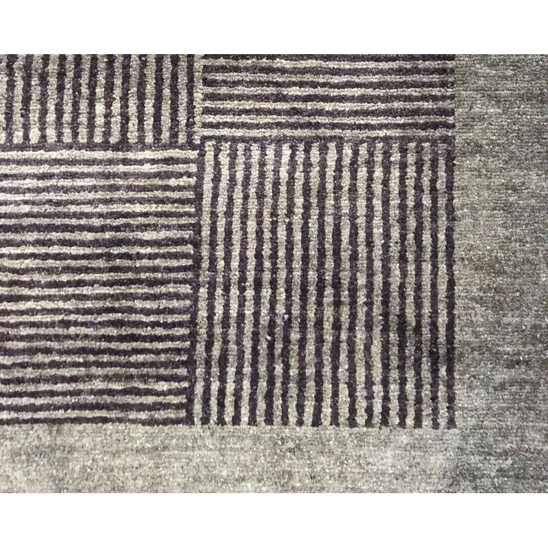 Hand-Knotted High-Quality Gray and Brown Area Rug