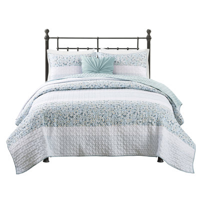 4 Piece Seersucker Floral Quilt With Throw Pillow - Bedroom Style Bedding Breathable Fabric