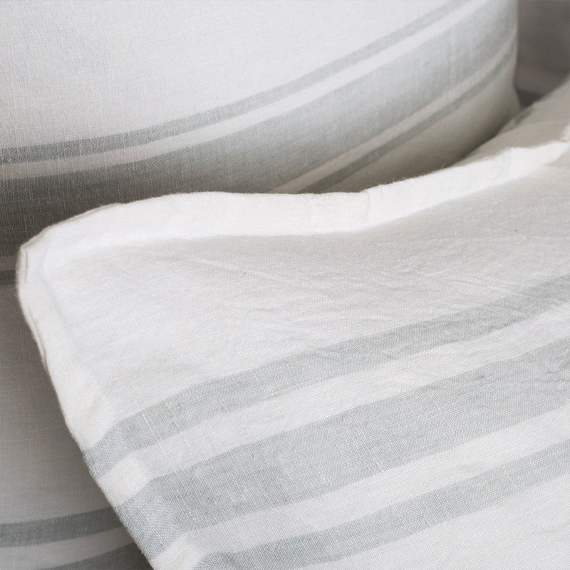 Jackson 100% Linen Buttons Sham, White/Ocean, Standard
