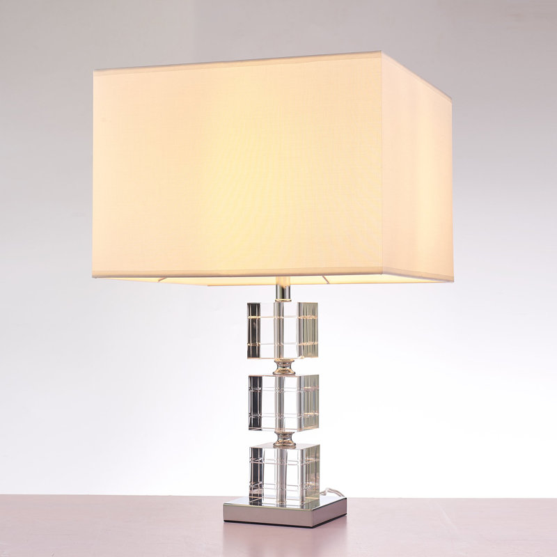 Lampe de table en métal et acrylique avec abat-jour Fredo