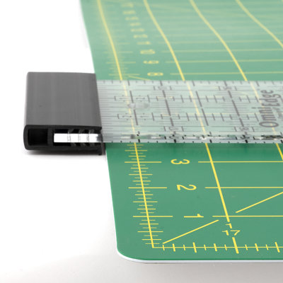 OmniEdge 5" x 24" Rectangle Quilting Ruler with Removable Lip