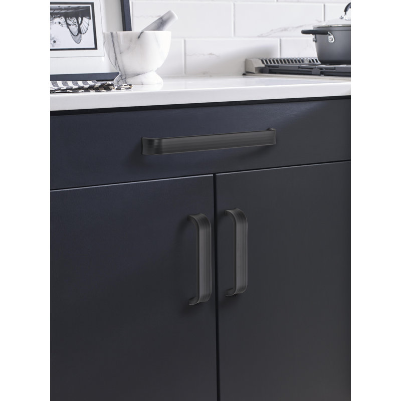 Concentric Arch Pull, Matte Black, 7.5625"