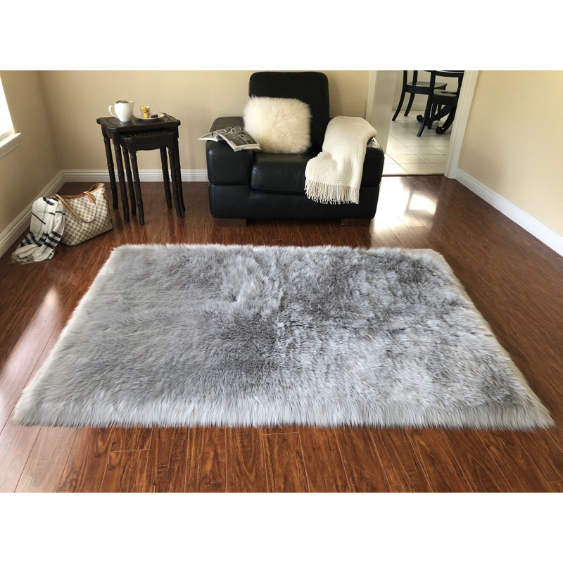 Tapis gris clair Whitcher, Carré 6 pi