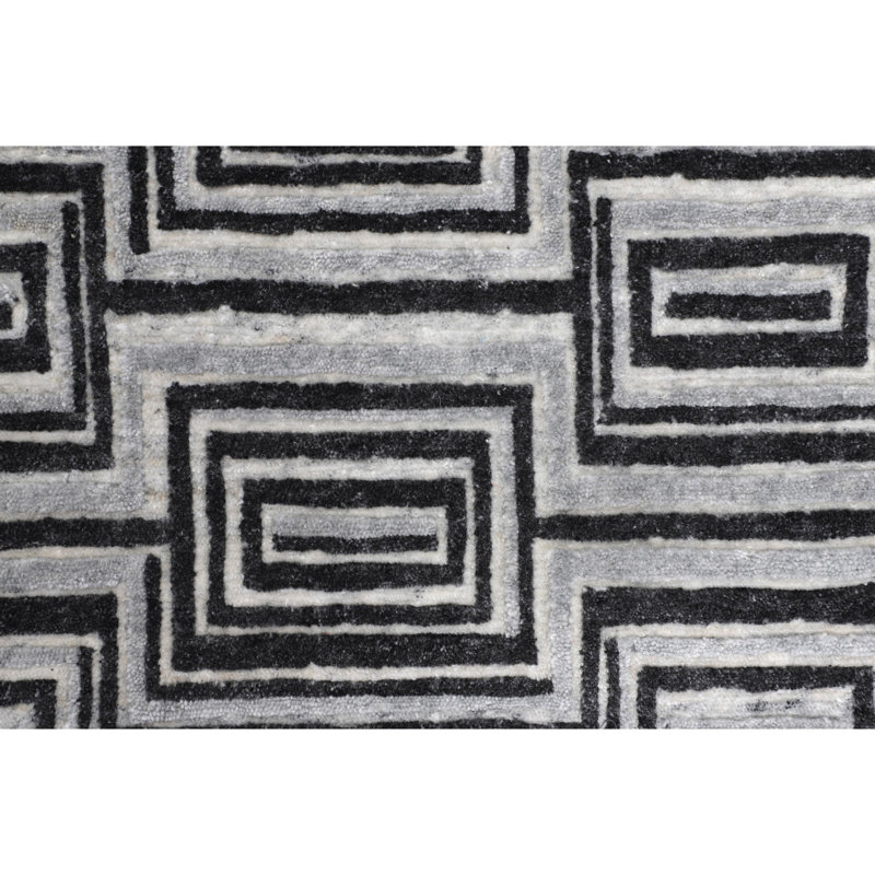 Geometric Area Rug in Navy, Rectangle 8' x 10'