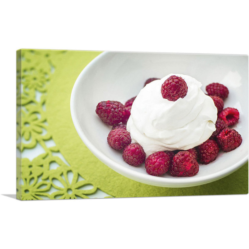 Raspberry Cake Restaurant - reproduction de photo sur toile tendue, H 26 po x l 40 po x 1,5 po