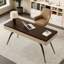 Bureau de style italien avec lumière luxueuse-124891168
