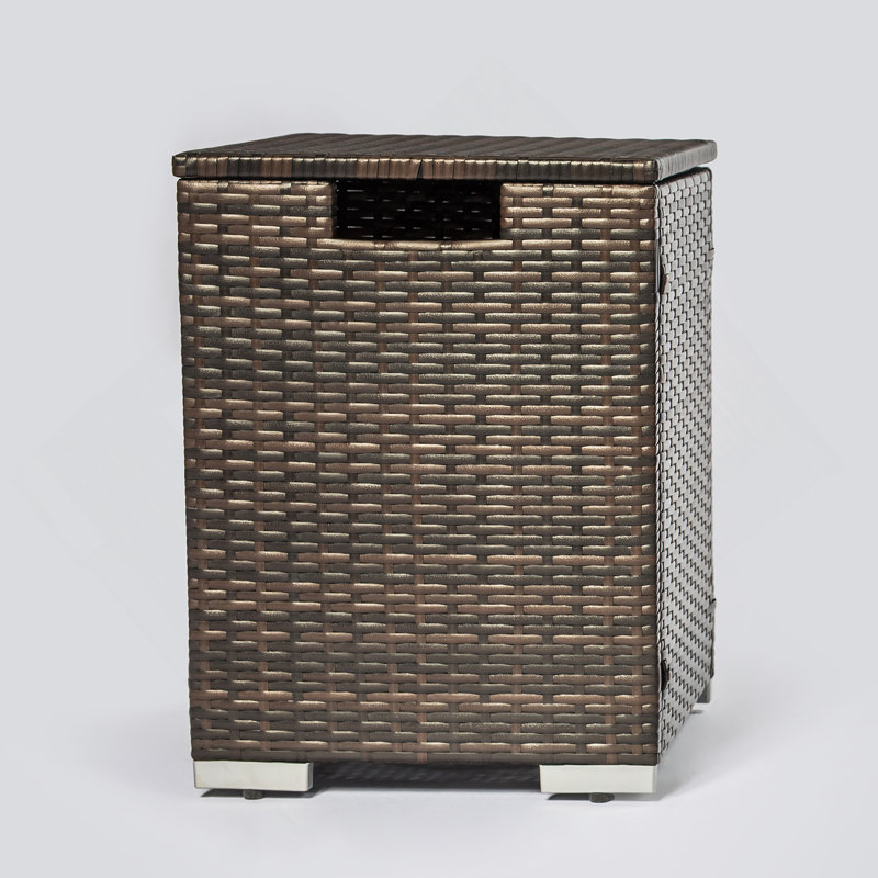 Réservoir de propane moderne en rotin
