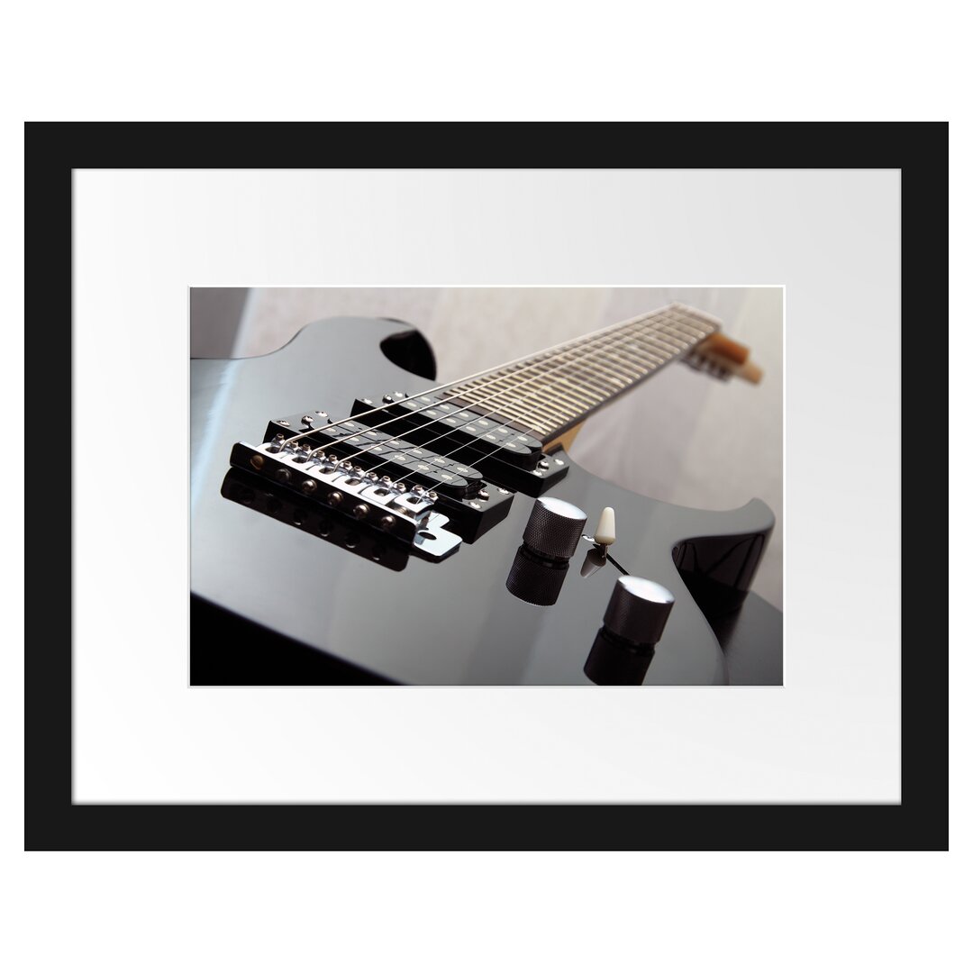 Gerahmtes Poster Black Guitar