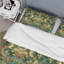 Ensemble de housse de couette damassé et motif baroque vert doré III-109147445